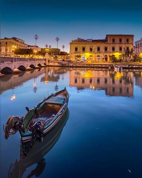 Appartamento Al Posto Giusto Syracuse Extérieur photo